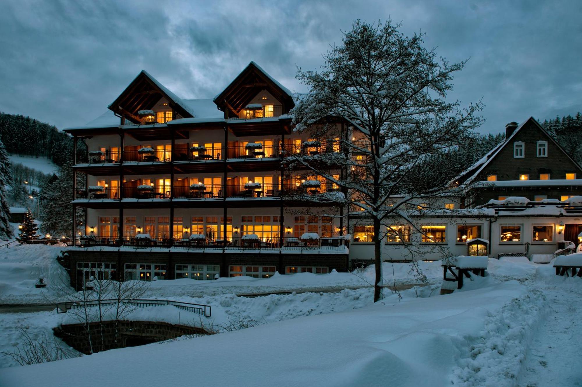 Land- Und Kurhotel Tommes Nordenau Exteriér fotografie